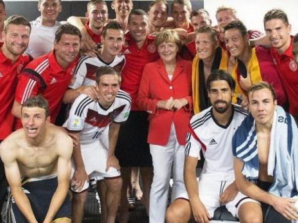 Tuyển Đức ra mắt phim 'Die Mannschaft' trước trận gặp Gibraltar ảnh 1