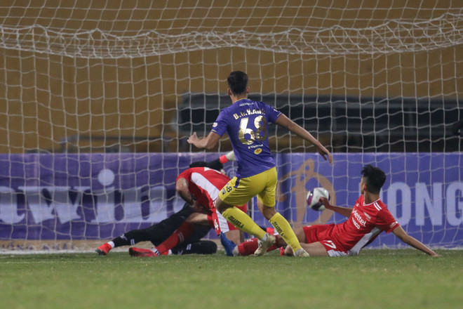 Hà Nội FC đánh bại Viettel ở 'derby Thủ đô,' giành Siêu cúp Quốc gia ảnh 3