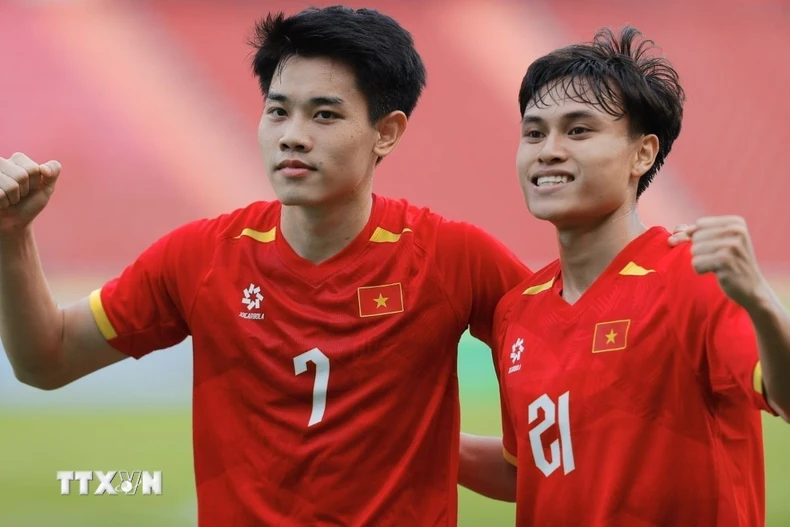 U22 Việt Nam quyết thắng, giành vé vào chung kết bóng đá nam SEA Games 33. (Ảnh: Minh Quyết/ TTXVN)