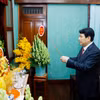 Chủ tịch nước Lương Cường dâng hương tưởng niệm Chủ tịch Hồ Chí Minh tại Nhà 67, Khu di tích Chủ tịch Hồ Chí Minh trong Phủ Chủ tịch. (Ảnh: Lâm Khánh/TTXVN)