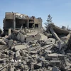 Cảnh đổ nát sau cuộc không kích của Israel tại Ansar, Liban. (Ảnh: THX/TTXVN)