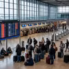 Hành khách tại sân bay Berlin-Brandenburg. (Ảnh: thetraveler)