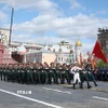 Đoàn Quân đội nhân dân Việt Nam tham gia lễ duyệt binh trên Quảng trường Đỏ. (Ảnh: Thống Nhất/TTXVN)