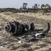 Hiện trường vụ rơi máy bay Boeing 737 MAX của Hãng hàng không Ethiopian Airlines gần Bishoftu, Ethiopia, ngày 11/3/2019. (Ảnh: AFP/TTXVN)