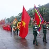 Đoàn dâng hương khởi hành lên núi Nghĩa Lĩnh trong Lễ Giỗ Tổ Hùng Vương năm 2025. (Ảnh: Quốc Khánh/TTXVN)