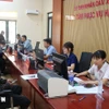 Hoạt động tại Trung tâm Phục vụ hành chính công xã Long Hưng (tỉnh Hưng Yên). (Ảnh: Thu Hoài/TTXVN)