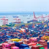 Quang cảnh cảng hàng hóa ở tỉnh Giang Tô, Trung Quốc. (Ảnh: THX/TTXVN)