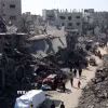 Cảnh đổ nát sau cuộc pháo kích của Israel xuống Dải Gaza ngày 24/3. (Ảnh: THX/TTXVN)