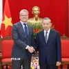 Tổng Bí thư Tô Lâm tiếp ông Vincent Clerc, Tổng giám đốc toàn cầu Tập đoàn A.P. Moller Maersk, Đan Mạch. (Ảnh: Thống Nhất/TTXVN)