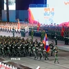 Lực lượng Quân đội Vũ trang Lào tham gia lễ sơ duyệt kỷ niệm 50 năm Ngày Giải phóng miền Nam thống nhất đất nước. (Ảnh: Thanh Vũ/TTXVN)