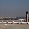 Máy bay của hãng hàng không El Al tại sân bay quốc tế Ben Gurion ở gần Tel Aviv, Israel. (Ảnh: THX/TTXVN)