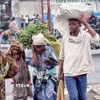 Người dân tại thành phố Goma, tỉnh Bắc Kivu, Cộng hòa Dân chủ Congo. (Ảnh: THX/TTXVN)