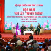 Quang cảnh buổi tọa đàm “Giữ lửa truyền thống”. (Ảnh: Giang Phương/TTXVN)