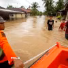 Cảnh ngập lụt sau những trận mưa lớn tại Padang Pariaman, Tây Sumatra, Indonesia. (Ảnh: THX/TTXVN)