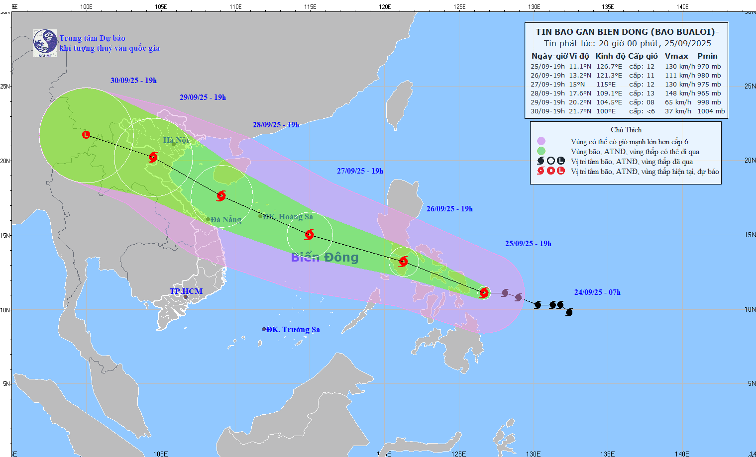 Đêm 26/9, bão Bualoi sẽ đi vào khu vực giữa Biển Đông. (Nguồn: Trung tâm dự báo Khí tượng Thủy văn Quốc gia)