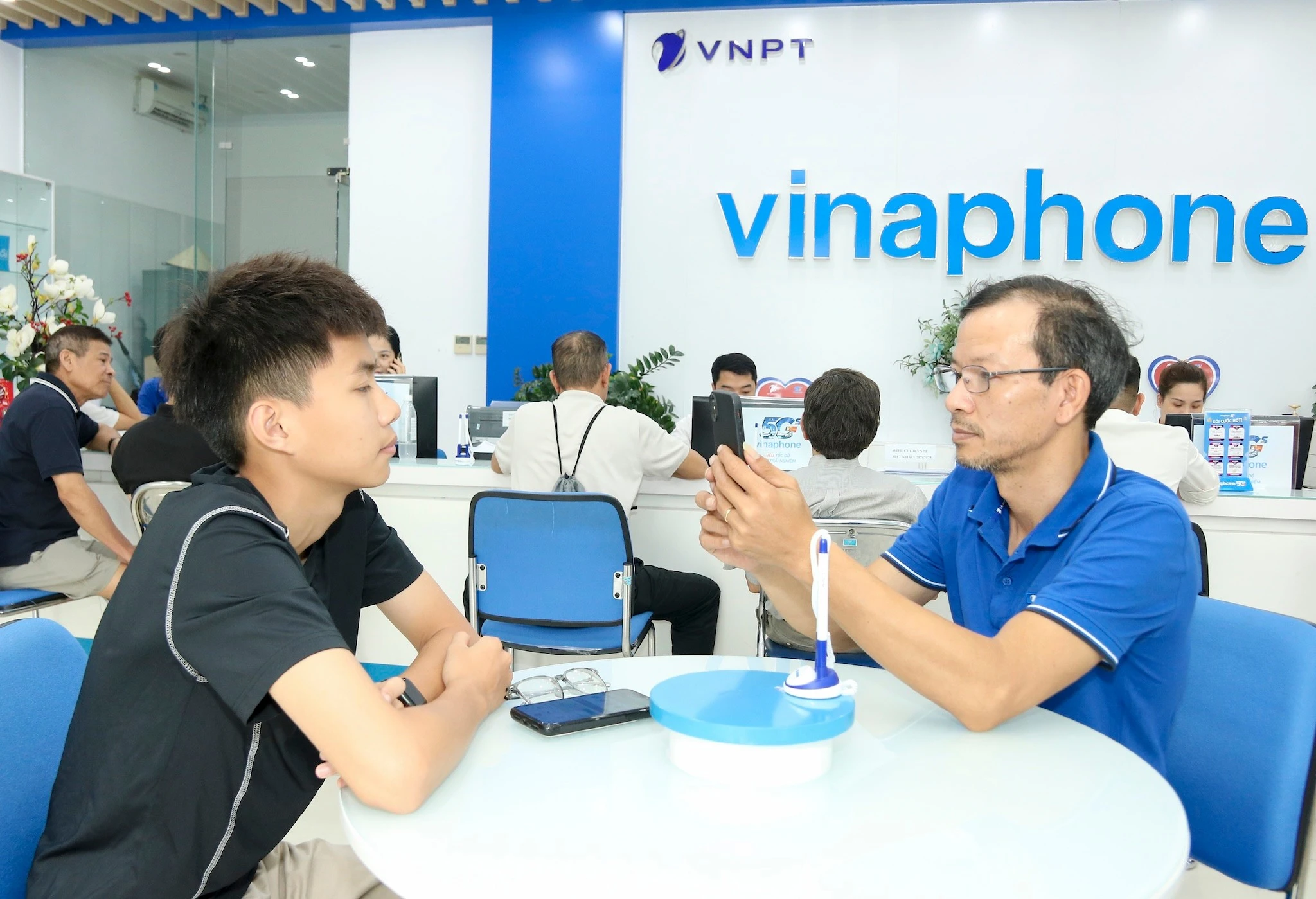 Tăng cường xác thực thuê bao di động: Bảo vệ người dùng trước nguy cơ lừa đảo