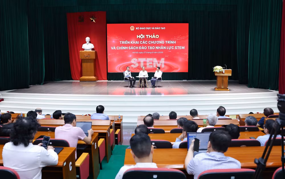vna-potal-trien-khai-cac-chuong-trinh-va-chinh-sach-dao-tao-nhan-luc-stem-ra-mat-khong-gian-doi-moi-sang-tao-lien-nganh-8852992.jpg