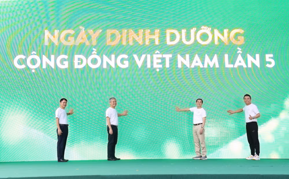 d34222addb06a4cfbffd9bc40858ec35.jpg
