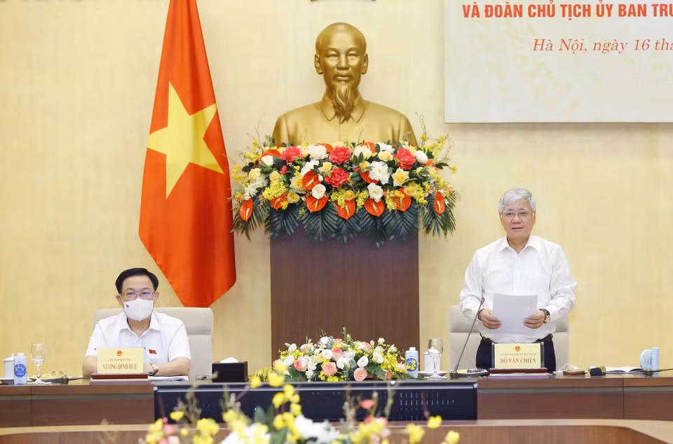 Chủ tịch Ủy ban Trung ương Mặt trận Tổ quốc Việt Nam Đỗ Văn Chiến phát biểu. (Ảnh: Doãn Tấn/TTXVN)