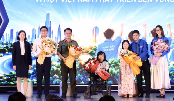 Khát vọng thanh niên: Từ nỗ lực vượt qua số phận đến dốc lòng hỗ trợ cộng đồng