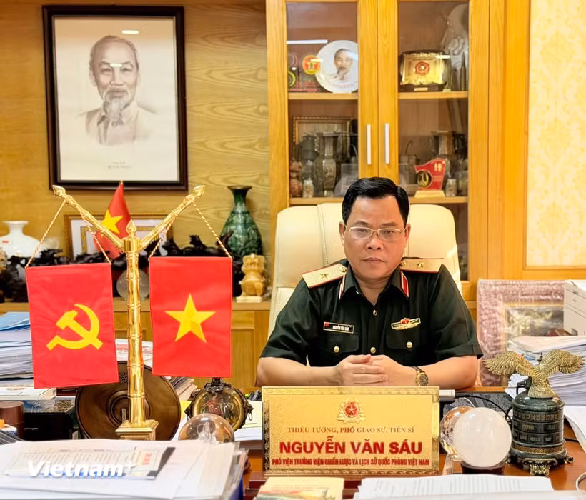 Thiếu tướng, Phó giáo sư, Tiến sỹ Nguyễn Văn Sáu - Phó Viện trưởng Viện Chiến lược và Lịch sử quốc phòng Việt Nam, Bộ Quốc phòng. (Ảnh TTXVN phát)