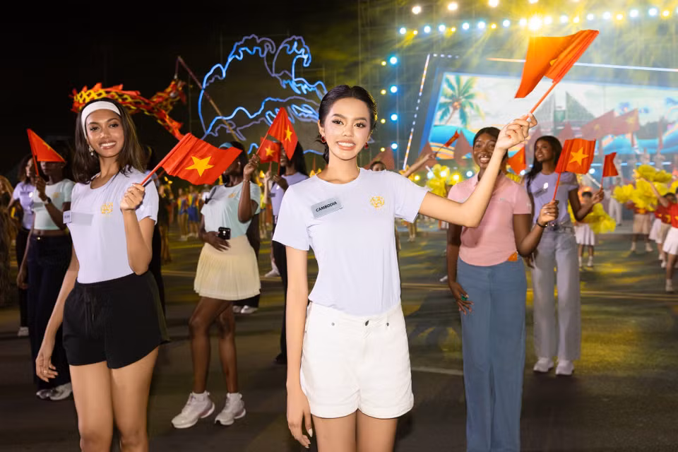 Trải qua 72 kỳ tổ chức trên thế giới, Miss World được biết đến là một trong những cuộc thi sắc đẹp quốc tế lâu đời. Song song với các phần thi, cuộc thi theo đuổi sứ mệnh “Beauty with a Purpose,” khuyến khích các thí sinh sử dụng tiếng nói và sức ảnh hưởng để đóng góp cho cộng đồng. (Ảnh: BTC)