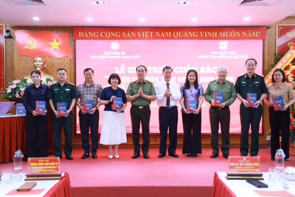 Nâng cao nhận thức về dữ liệu cá nhân trên không gian mạng trong kỷ nguyên mới
