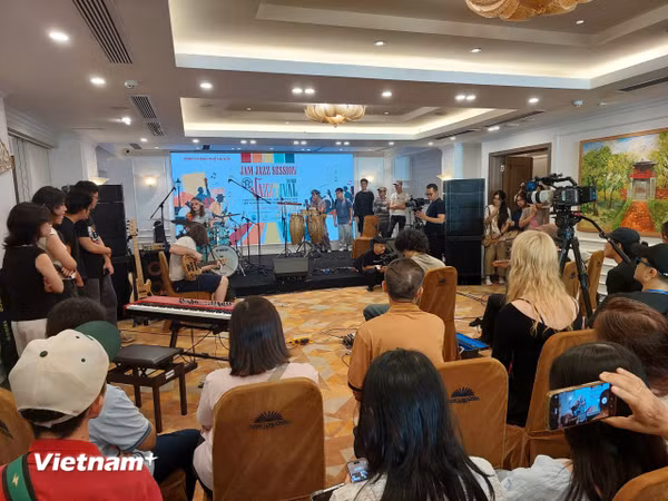 'Chắt lọc' văn hóa truyền thống Việt trong những tác phẩm Jazz vươn tầm quốc tế