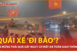 Muôn kiểu “đi bão” ngông nghênh của các quái xế đường phố
