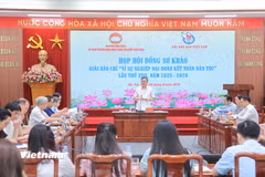 Ông Trần Thắng, Phó Chủ tịch Ủy ban Trung ương Mặt trận Tổ quốc Việt Nam, Chủ tịch Hội đồng Sơ khảo, phát biểu tại cuộc họp. (Ảnh: Hoài Nam/Vietnam+)