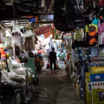 [Podcast] Hà Nội: Những khu chợ truyền thống 'thoi thóp' vì ế ẩm