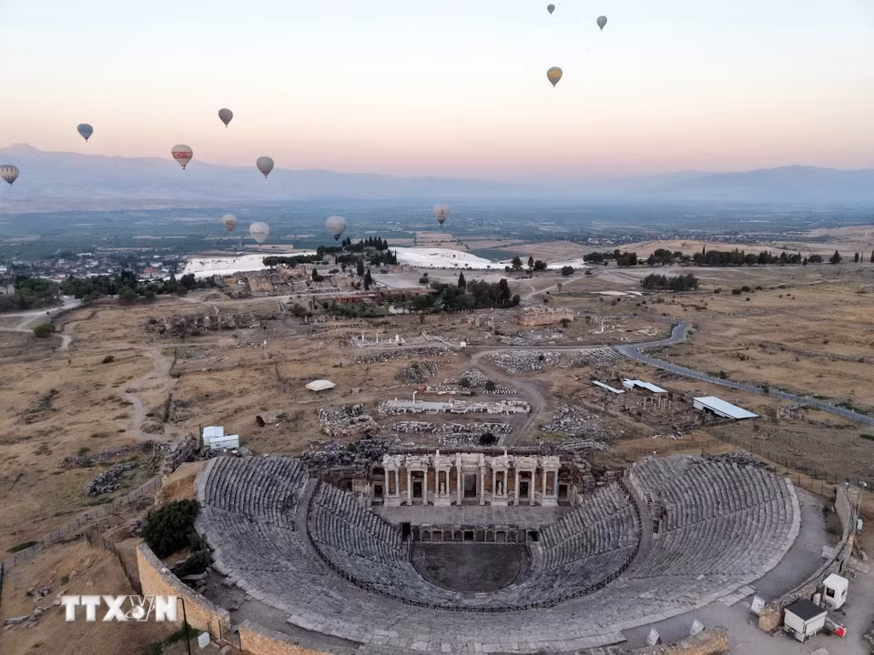 Quang cảnh thành cổ Hierapolis ở Denizli, Thổ Nhĩ Kỳ, ngày 25/8/2026. (Ảnh: THX/TTXVN phát)