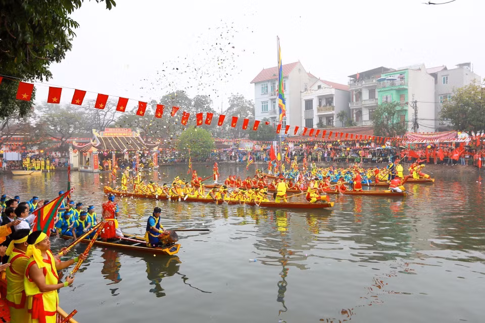 Màn thi đấu của các đội thi. (Ảnh: Khánh Hoà/TTXVN)