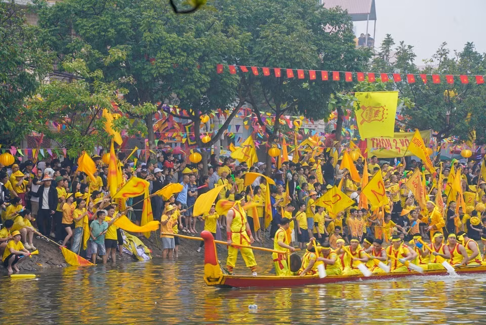 Màn thi đấu của các đội thi. (Ảnh: Khánh Hoà/TTXVN)