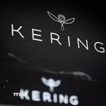 Biểu tượng tập đoàn Kering. (Ảnh: AFP/ TTXVN)