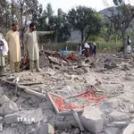 Cảnh đổ nát sau vụ không kích nhằm vào ngôi làng ở huyện Nurgal, tỉnh Kunar, Afghanistan, ngày 21/9/2026. (Ảnh: THX/TTXVN phát)