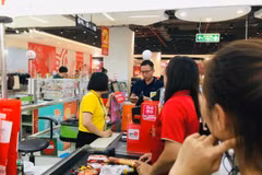Ban Pháp chế sẽ đẩy nhanh tiến độ xây dựng Nghị định sửa đổi, bổ sung Nghị định số 125/2020/NĐ-CP về xử phạt vi phạm hành chính về hóa đơn, chứng từ điện tử và dự kiến sẽ được trình Chính phủ ban hành trong tháng Bảy. (Ảnh: Vietnam+)