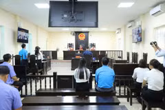 Cơ quan Bảo hiểm xã hội rà soát, phân loại các đơn vị vi phạm, cung cấp thông tin, hồ sơ liên quan và phối hợp với Viện Kiểm soát Nhân dân xác minh, làm việc với doanh nghiệp. (Ảnh: BHXHVN)