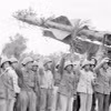 Tiểu đoàn 53, bộ đội tên lửa quyết tâm không ngừng nâng cao tinh thần cảnh giác, đập tan mọi âm mưu mới của đế quốc Mỹ. (Ảnh: Vũ Tạo/TTXVN)