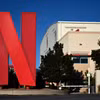 Biểu tượng của Công ty dịch vụ truyền hình trực tuyến Netflix. (Ảnh: AFP/TTXVN)