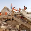 Hoạt động cứu hộ được tiến hành tại hiện trường một vụ động đất ở Trung Quốc. (Ảnh: THX/TTXVN)