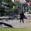 Cảnh sát được triển khai tại thủ phủ Noumea nhằm ngăn cuộc biểu tình bạo loạn phản đối dự luật điều chỉnh một số quy định đối với vùng lãnh thổ New Caledonia thuộc Pháp, ngày 14/5/2024. (Ảnh: AFP/TTXVN)