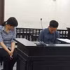 Hai bị cáo Phương và Ngân tại phiên tòa ngày 28/5. (Nguồn: Báo Công an Nhân dân)