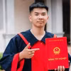 Em Lê Viết Khang, lớp 12A0, trường THPT Thái Hòa, Thị xã Thái Hòa, tỉnh Nghệ An đạt danh hiệu Thủ khoa Kỳ thi Đánh giá tư duy lần thứ 4 năm 2024 của Đại học Bách khoa Hà Nội. (Ảnh: TTXVN phát)