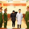 Cơ quan Cảnh sát Điều tra làm việc với Lê Thị Diệu Trinh và Lê Khắc Hùng. (Nguồn: Báo Công an Nhân dân)