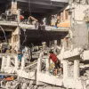 Một trường học ở Dải Gaza bị phá hủy sau cuộc tấn công của Israel. (Ảnh: THX/TTXVN)