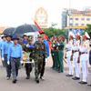 Đón hài cốt các liệt sĩ hồi hương qua Cửa khẩu quốc tế Bình Hiệp (Thị xã Kiến Tường, tỉnh Long An). (Ảnh: Bùi Giang/TTXVN)