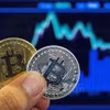 Hình ảnh mô phỏng đồng tiền điện tử Bitcoin. (Ảnh minh họa: AFP/TTXVN)