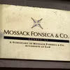 Biểu tượng công ty luật Mossack Fonseca tại văn phòng ở Geneva, Thụy Sĩ. (Ảnh: AFP/TTXVN)