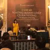 Tiến sỹ Nguyễn Thị Bích Yến chia sẻ về cuốn sách. (Ảnh: Mỹ Bình/Vietnam+)